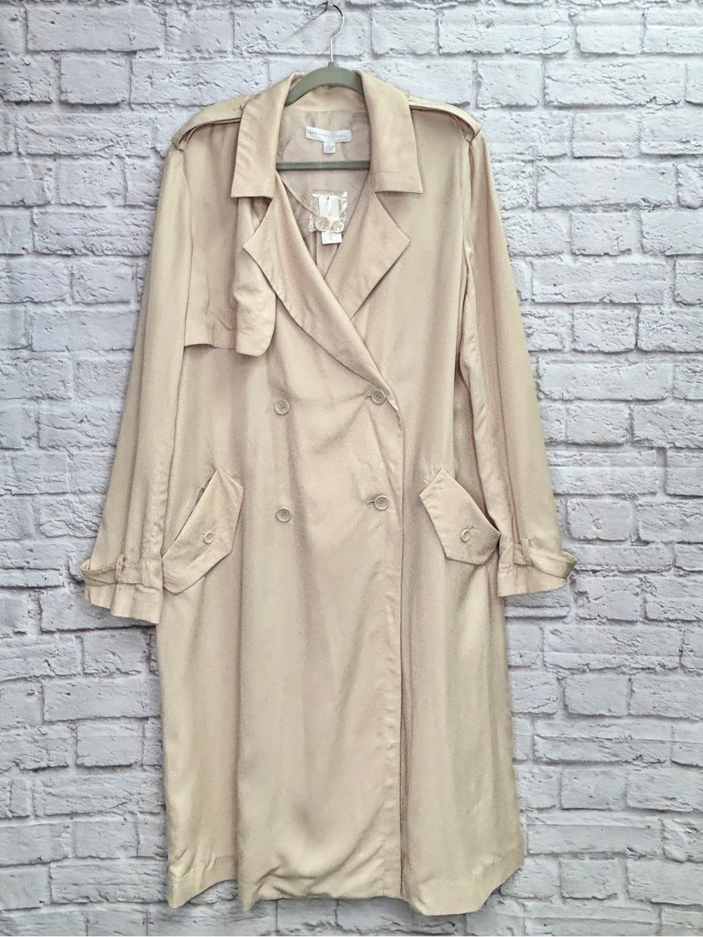 NY&C New York and Company Womens Long Trench Coat Size XL Buttons Beige NWT